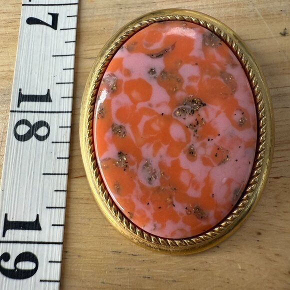 Vintage Sarah Coventry Oval Gold-Tone Brooch & Pendant With Coral Pink Marbled - Picture 3 of 10